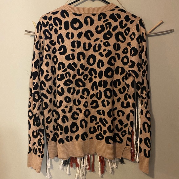 A New Day. NWOT. Leopard Print Sweater - Picture 3 of 5